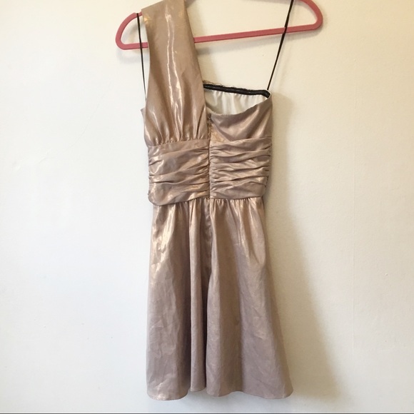 Topshop Foil Twist One Shoulder Champagne Rose Gold Metallic Mini Dress Sz 0 - Picture 8 of 12
